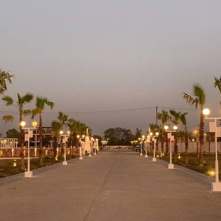 Furnished Villa Near Airport, Away From City Бопал Екстериор снимка